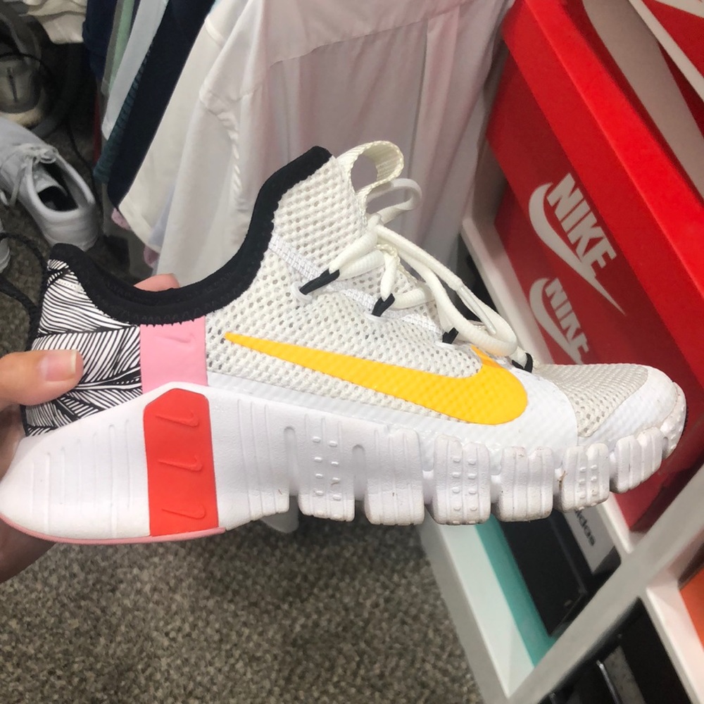 Nike shoes